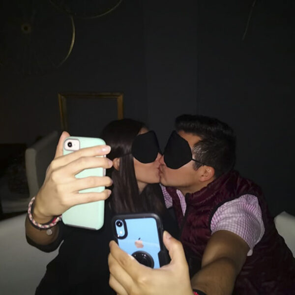 Cena a Ciegas en Pareja a Domicilio