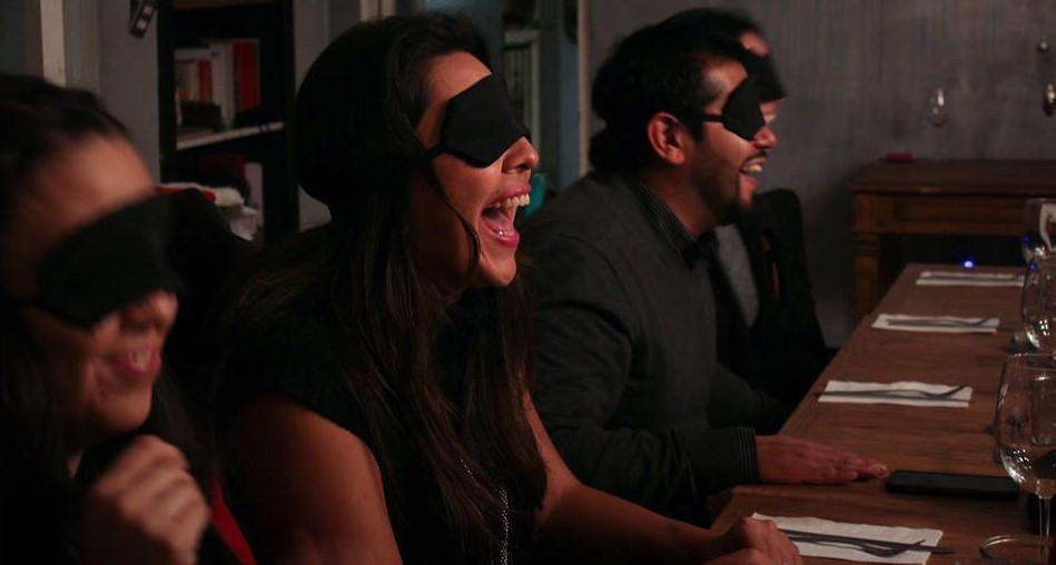 The Blind Dinner Experience, Cena a Ciegas